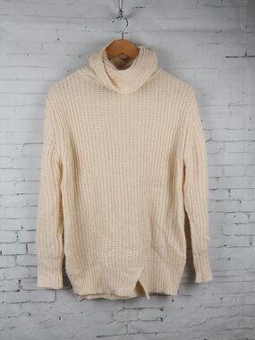 TULIP B WINTER WHITE LONG SLEEVE COWL NECK TUNIC SWEATER WITH NOTCH HEM DETAIL